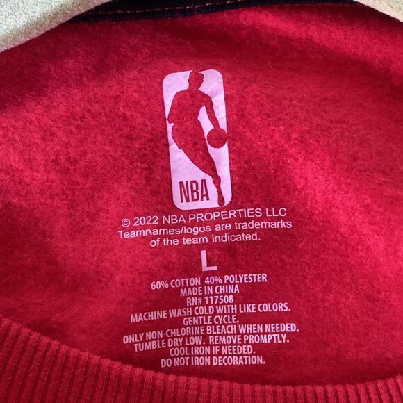 Chicago Bulls NBA Red/Black “Established 1966" Long Sleeve Sweatshirt Mens Size - Picture 3 of 13